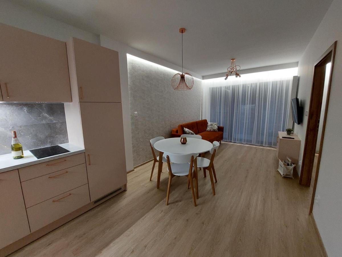 Trójkąty I Kwadraty Karpatia Apartamento *